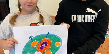 Powiększ grafikę: Uczniowie podczas zajęć