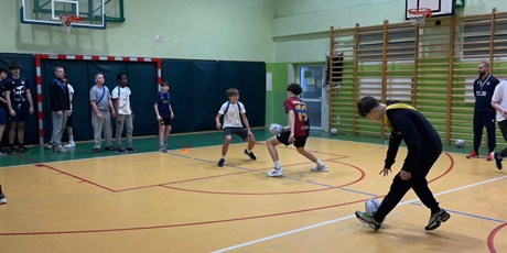 Powiększ grafikę: Zajęcia ze sportowcami