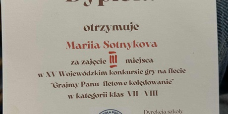 Powiększ grafikę: Dyplom uczennicy
