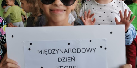 Powiększ grafikę: Międzynarodowy Dzień Kropki w klasach 1-3