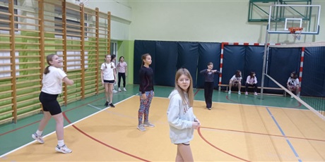 Powiększ grafikę: Turniej sportowy w klasach 4