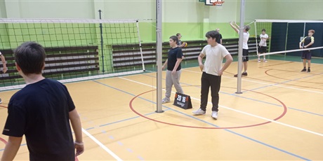 Powiększ grafikę: Turniej sportowy w klasach 7