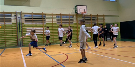 Powiększ grafikę: Turniej sportowy dla klas 5.