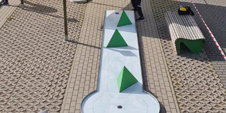 Powiększ grafikę: minigolf-210434.jpg