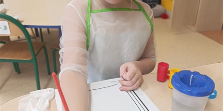 Powiększ grafikę: Dzieci podczas zajęć