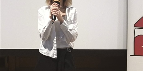 Nasze uczennice w XIX Wojewódzkim Festiwalu Poezji i Piosenki Angielskiej "More than Words"