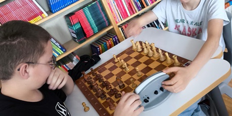 Powiększ grafikę: Udział uczniów w zawodach szachowych