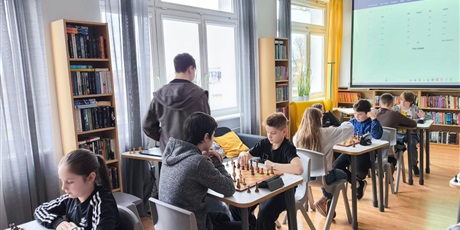 Powiększ grafikę: Udział uczniów w zawodach szachowych