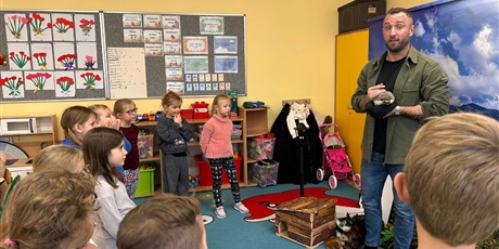 Powiększ grafikę: Zajęcia w zerówce.