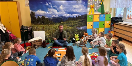 Powiększ grafikę: Zajęcia w zerówce.