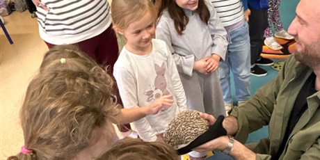 Powiększ grafikę: Zajęcia w zerówce.