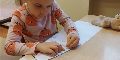 Powiększ grafikę: Dzieci podczas zajęć