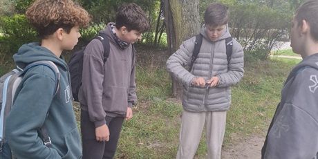 Powiększ grafikę: Uczniowie 7b podczas warsztatów