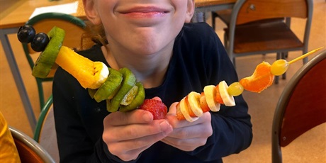 Powiększ grafikę: Dzieci podczas zajęć