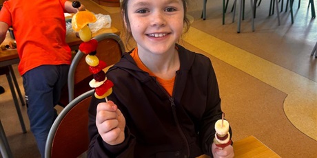 Powiększ grafikę: Dzieci podczas zajęć