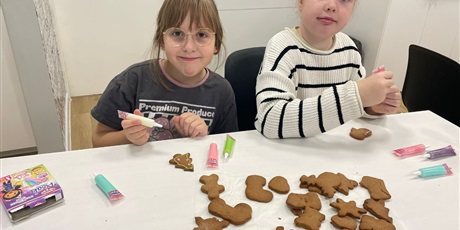 Powiększ grafikę: Piernikowy Dzień w 2b