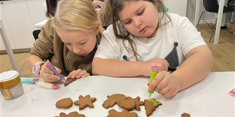 Powiększ grafikę: Piernikowy Dzień w 2b