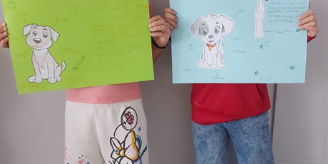 Powiększ grafikę: Uczniowie podczas zajęć