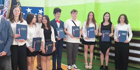 Powiększ grafikę: Uroczyste zakończenie roku klas 8.