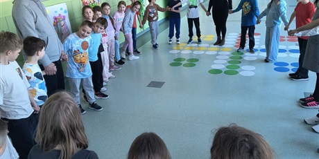 Powiększ grafikę: Zajęcia w świetlicy szkolnej.