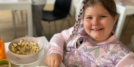 Powiększ grafikę: Uczniowie podczas zajęć