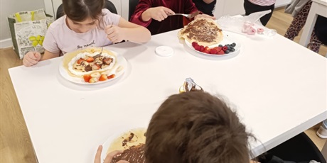 Powiększ grafikę: Zajęcia w zerówce- wspólne śniadanie