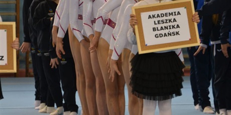 Powiększ grafikę: Uczennica podczas zawodów