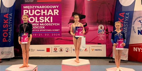 Powiększ grafikę: Uczennica podczas zawodów