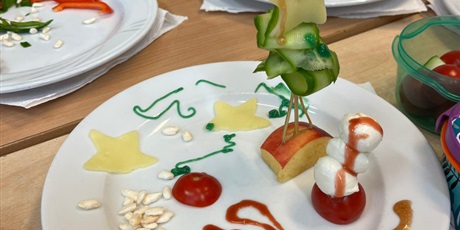 Powiększ grafikę: Potrawy przygotowane przez uczniów