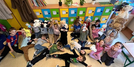 Powiększ grafikę: Światowy Dzień Pluszowego Misia w naszej szkole