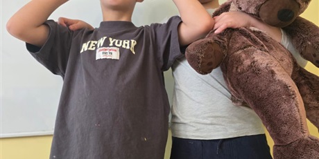 Powiększ grafikę: Światowy Dzień Pluszowego Misia w naszej szkole