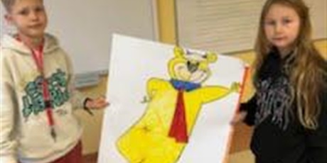 Powiększ grafikę: Z okazji Światowego Dnia Pluszowego Misia misie wykonane różnymi technikami zagościły w świetlicy