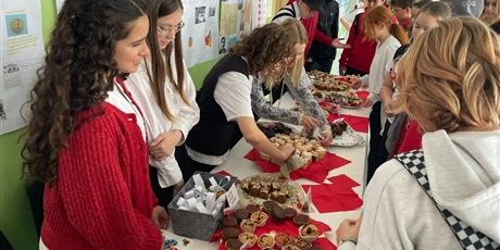 Powiększ grafikę: Kawiarenka patriotyczna