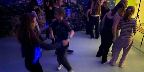 Powiększ grafikę: Dyskoteka szkolna