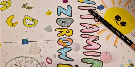 Powiększ grafikę: Uczniowie podczas zajęć.