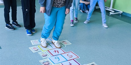 Powiększ grafikę: Uczniowie klas 5a i 5b w projekcie “Min Tech, Max Play”