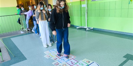 Powiększ grafikę: Uczniowie klas 5a i 5b w projekcie “Min Tech, Max Play”