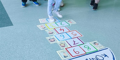Powiększ grafikę: Uczniowie klas 5a i 5b w projekcie “Min Tech, Max Play”