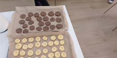 Powiększ grafikę: Ciasteczka przygotowane przez uczniów