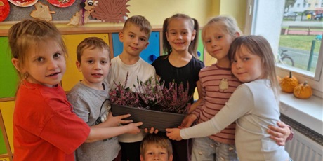 Powiększ grafikę: Uczniowie 1b podczas zajęć