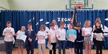 Powiększ grafikę: Zakończenie roku szkolnego klas trzecich