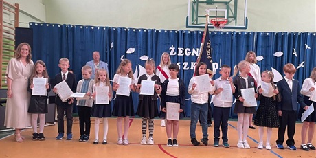Powiększ grafikę: Zakończenie roku szkolnego klas 1-2