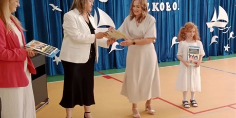 Powiększ grafikę: Zakończenie roku w zerówce