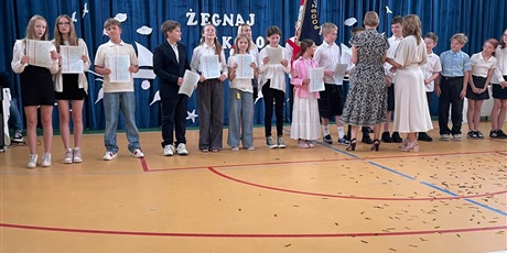 Powiększ grafikę: Zakończenie roku szkolnego klas 4-7