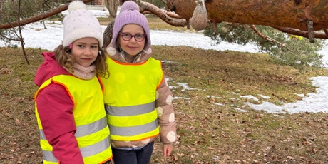 Powiększ grafikę: Wyjście dzieci do parku