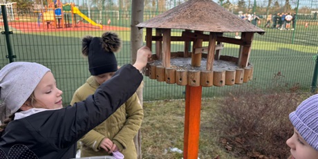 Powiększ grafikę: Wyjście dzieci do parku