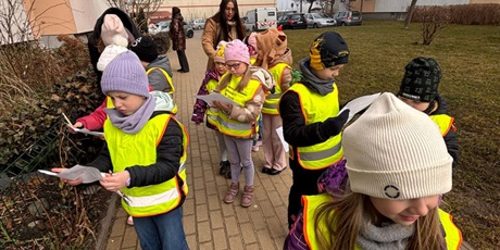 Powiększ grafikę: Dzieci podczas zajęć