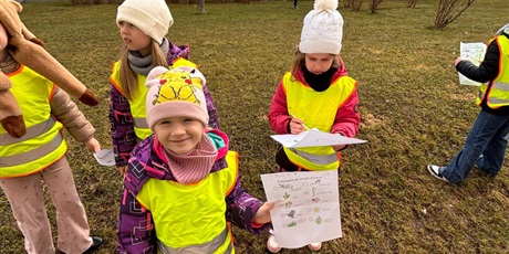 Powiększ grafikę: Dzieci podczas zajęć