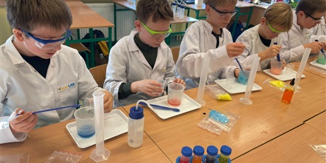 Warsztaty i pokazy chemiczne!