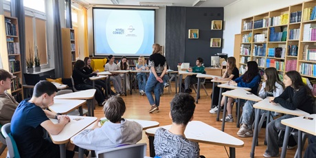 Powiększ grafikę: warsztaty-nivea-connect-lacza-nas-relacje-626644.jpg